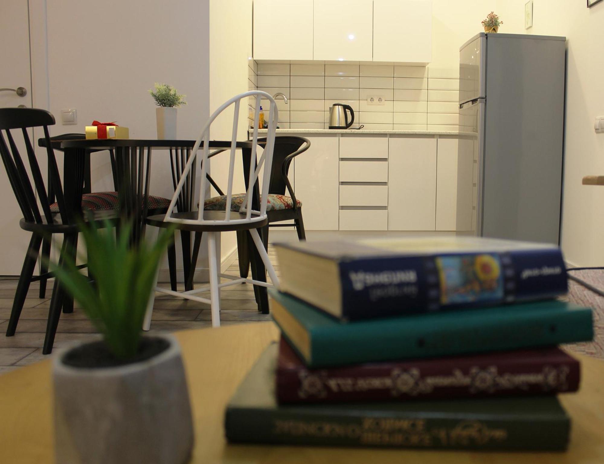 Style Apartments By Happy Place Tbilisi Luaran gambar