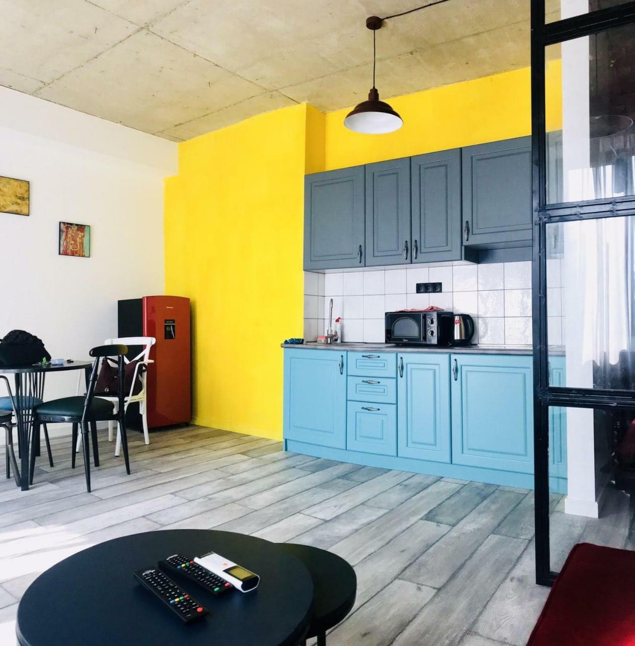 Style Apartments By Happy Place Tbilisi Luaran gambar